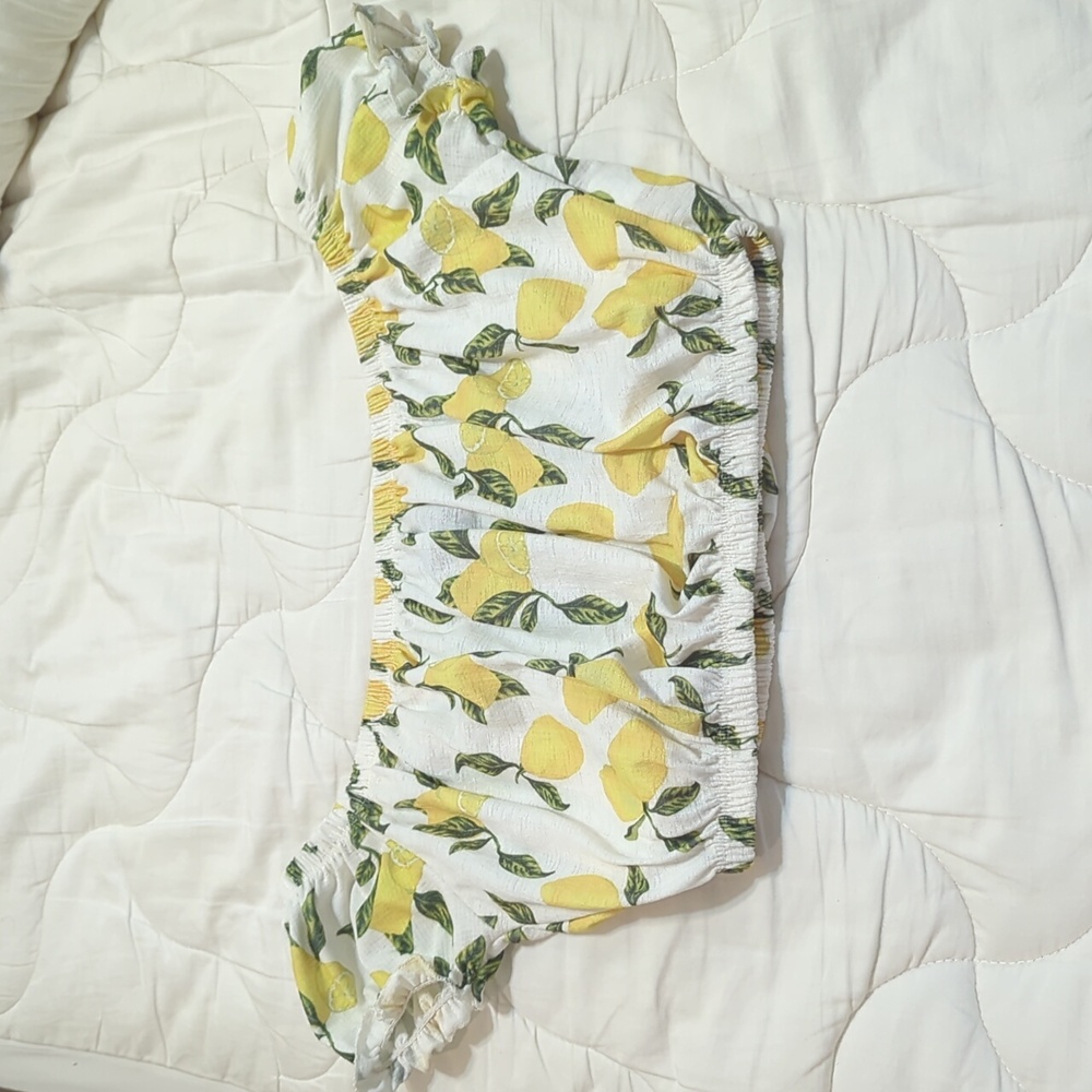 Primark Lemon Off the Shoulder top